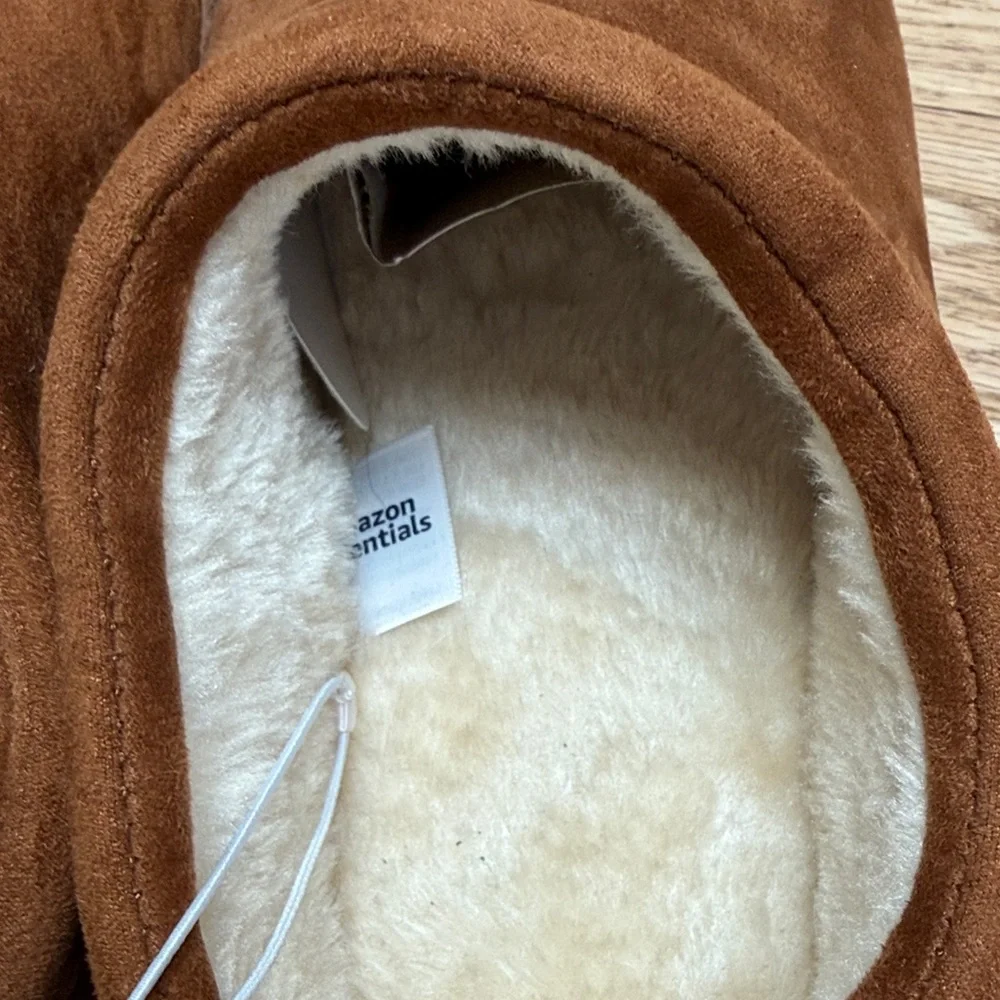 Boys Tan Slippers Sherpa